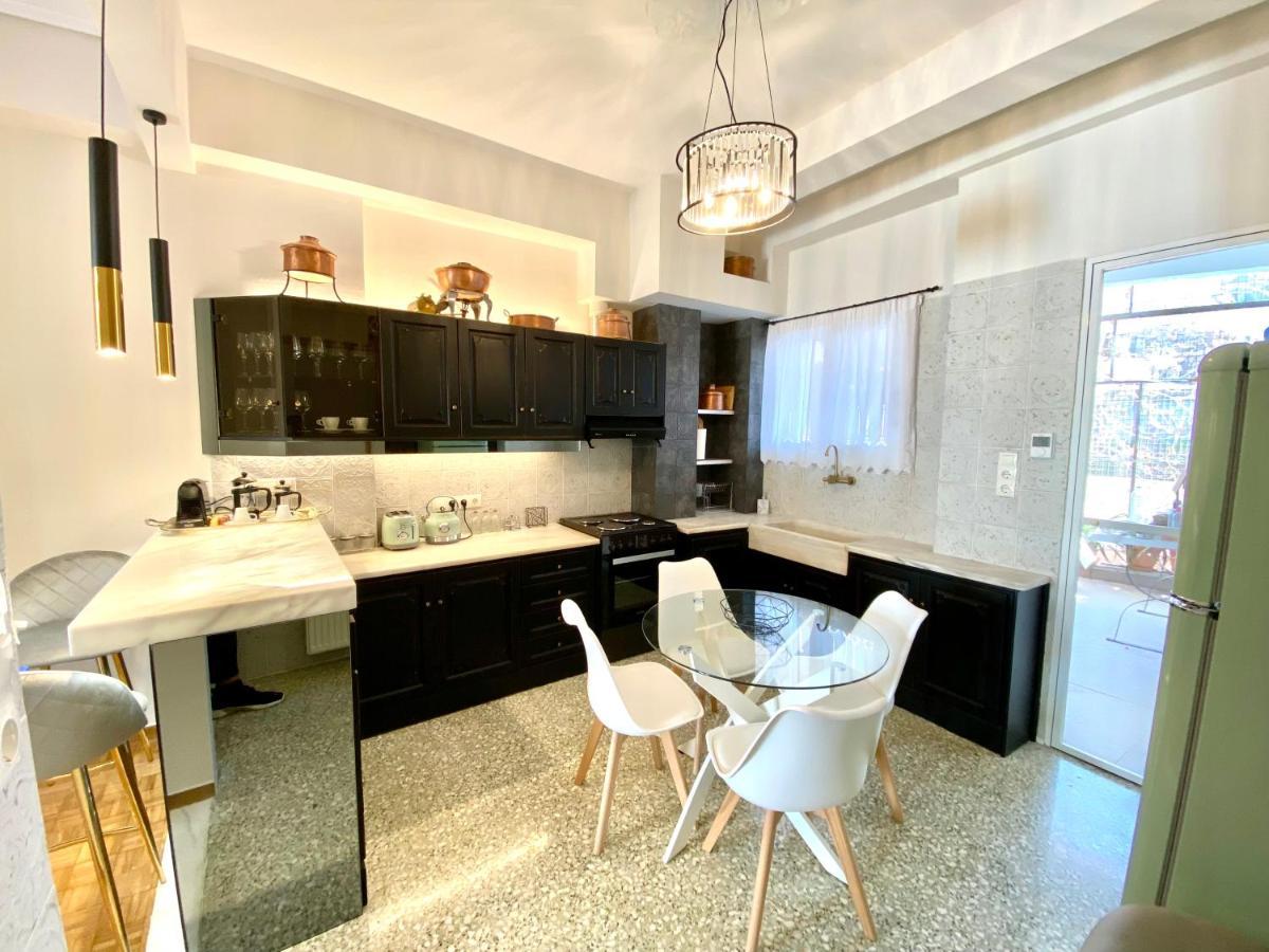 Athenian Condo Екстериор снимка