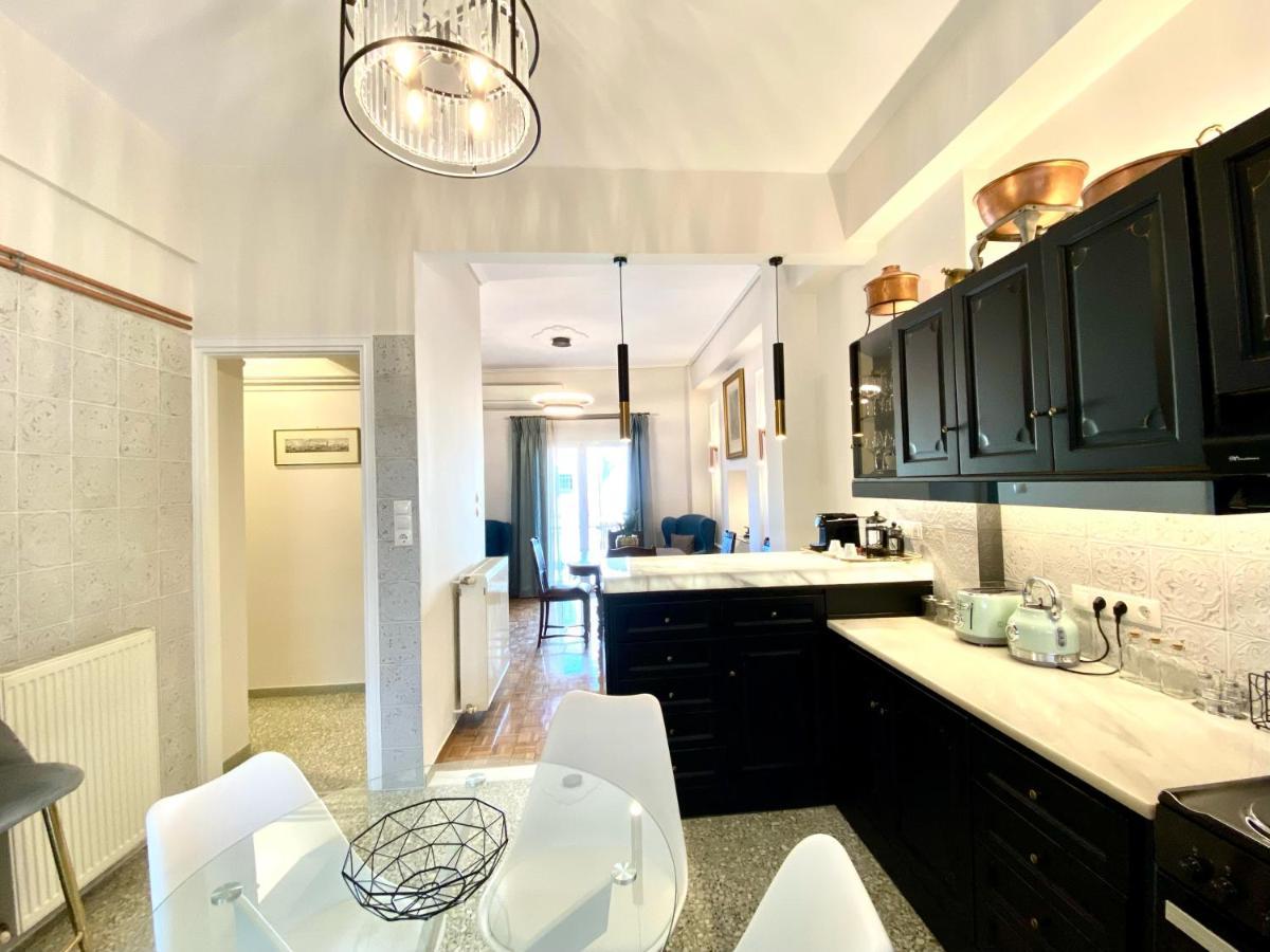 Athenian Condo Екстериор снимка