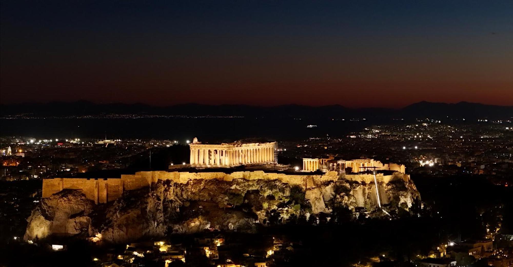 Athenian Condo Екстериор снимка
